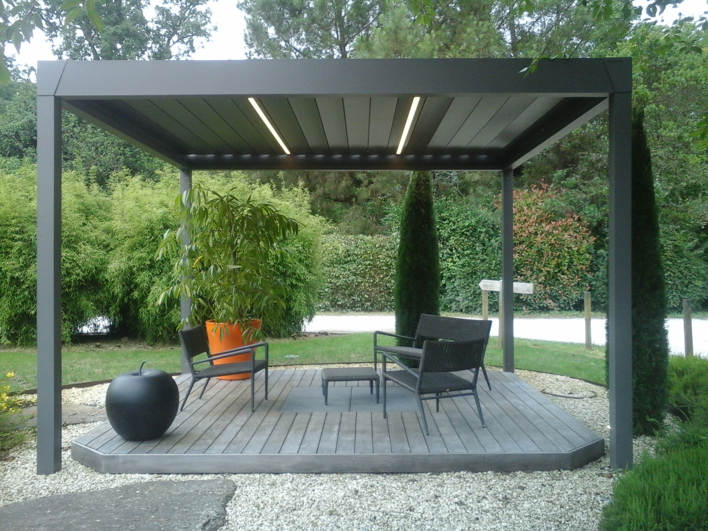 store-pergola-bioclimatique